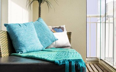 8 Perfeitas varandas fechadas para estar em dias de inverno